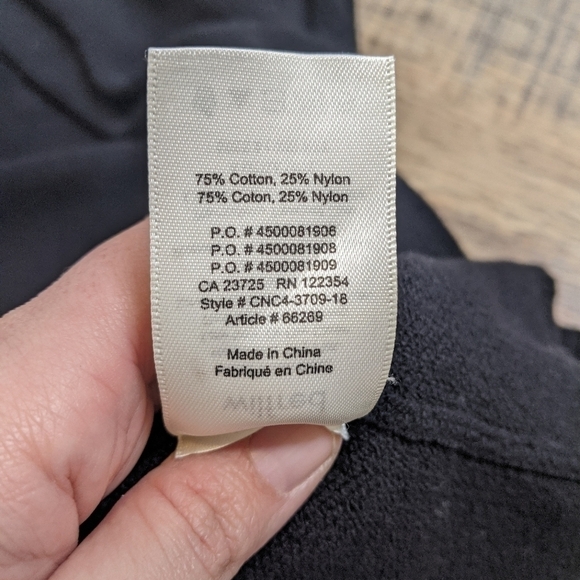 ARITZIA Wilfred Leandre Cardigan Black Cotton Long Sleeve - Picture 8 of 10